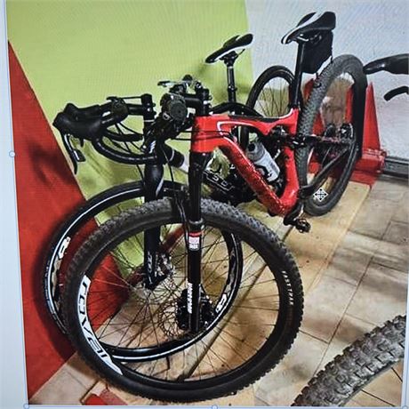 Specialized Epic Marathon Carbon 29 - ID: 004-JUM