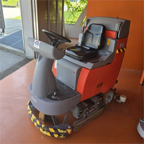 Scrubmaster B115 R Kompakte Aufsitz-Scheuersaugmaschine  - ID: 1-CTR
