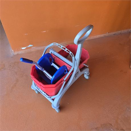 Putzwagen - ID: 9-CTR