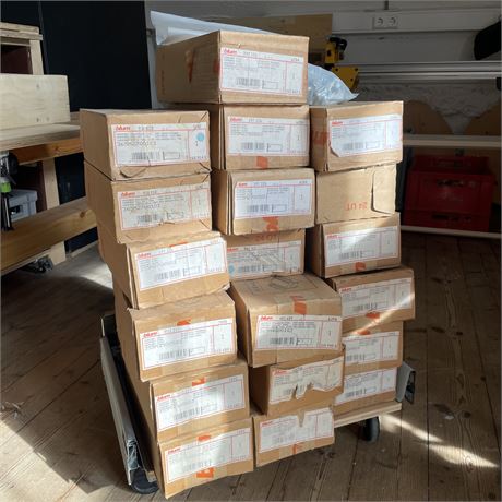 Posten 20 Stück Schubledenführungen Blum Tandembox - ID: 58-KP