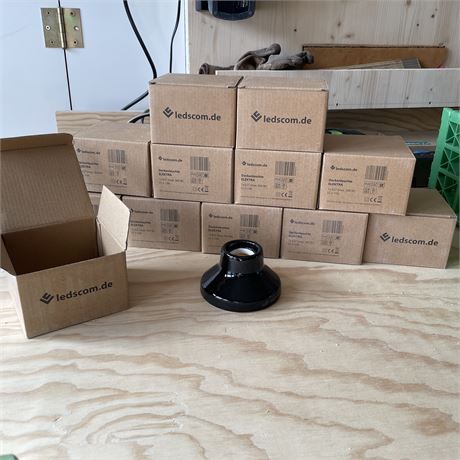 Posten Lampenfassungen Keramik 12 Stück Ledscom LC-L-156 - ID: 64-KP