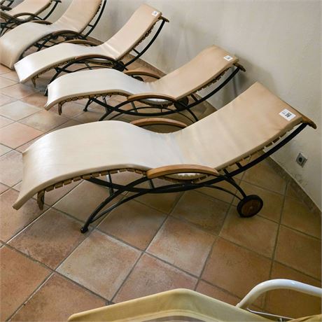 Liegestuhl Holz / Metall mit Polster - ID: 133-WF