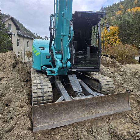 Kobelco 9 Tonnen Bagger mit Zubehör - ID: 17-SME