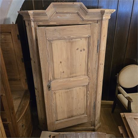 Wunderschöner rustikaler Bauernkasten - ID: 2-SHL