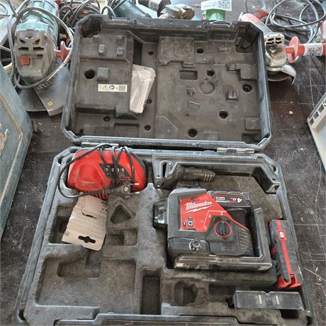 Milwaukee M123PL Lasermessgerät - ID: 259-STM