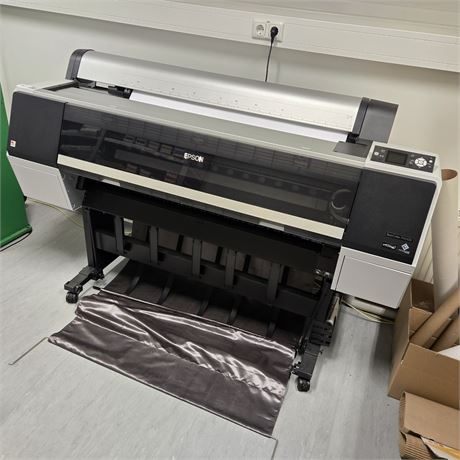 Epson SureColor P8000 Plotter - ID: 37-DUV