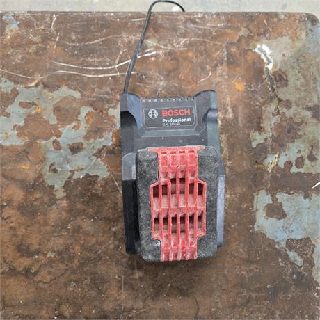 Bosch Professional GAL 18V-40 Ladegerät mit Akku - ID: 61-RUR