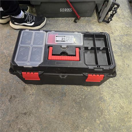 Werkzeugkoffer mit Inhalt - ID: 25-RUR