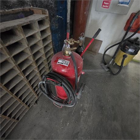 Feuerlöscher - ID: 72-CGW