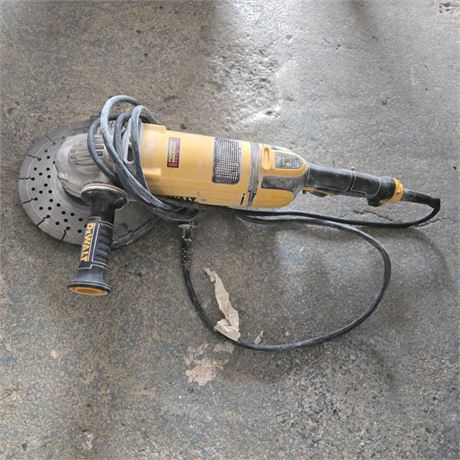 DEWALT DWE 4579-QS Winkelschleifer - ID: 211-RUR