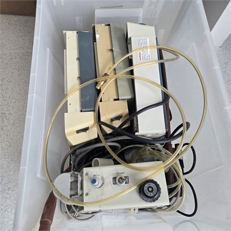 Konvolut Medizintechnikgeräte + Steckerleisten Zubehör - ID: 21-ZSP