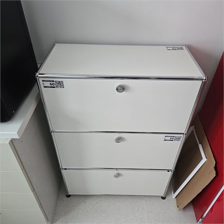 USM Haller Kasten - ID: 61-ZSP