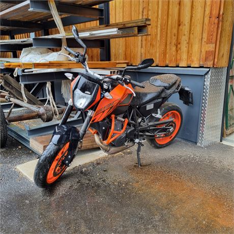 KTM Duke 690 Motorrad - ID: 17-NVG