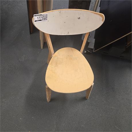 Alter Stuhl - ID: 177-FPC