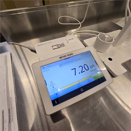 METTLER TOLEDO SevenDirect SD23 pH/Leitfähigkeits-Analysator