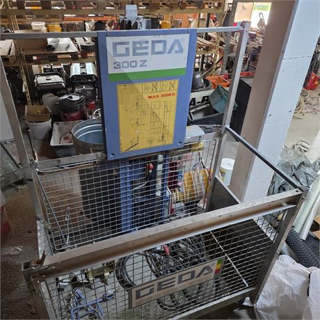 GEDA 300 Z Zahnstangenaufzug - ID: 225-REB