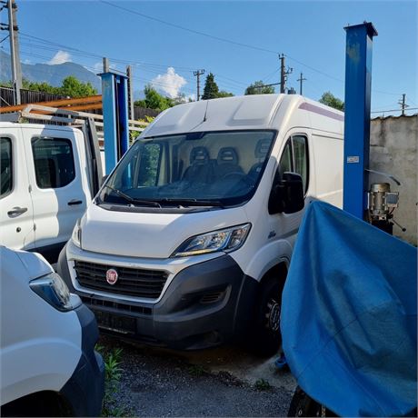 2 Zwei-Säulen-Hebebühne - ID: 351-REB