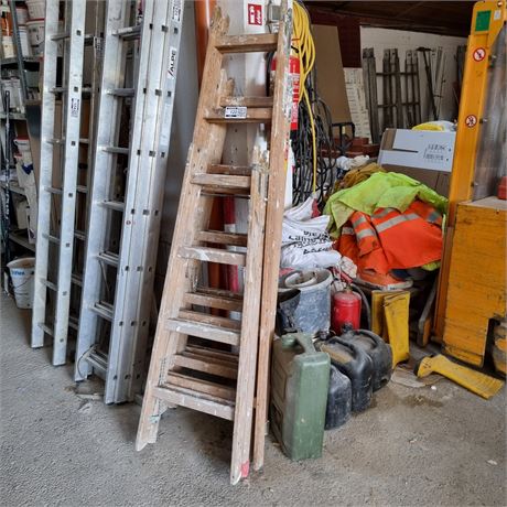 Posten Holzleitern - ID: 122-REB