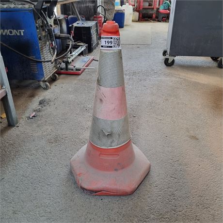 Verkehrshütchen - ID: 199-REB