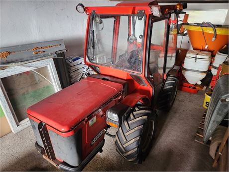 Antonio Carraro TTR 4400 HST 4WS Geräteträger - ID: 501-REP